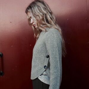 zara gray sweater with side buttons